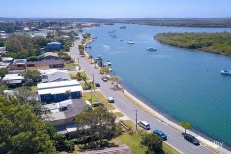 Property photo of 40 Boykambil Esplanade South Hope Island QLD 4212