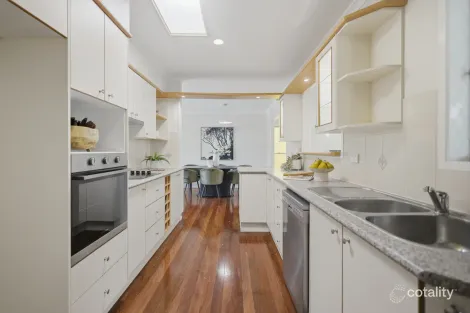 Property photo of 10 Devona Street Aspley QLD 4034