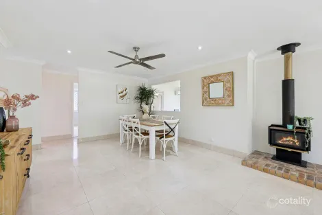Property photo of 8 Stillwater Crescent Robina QLD 4226