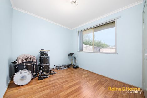 Property photo of 17 Montrose Way Cranbourne West VIC 3977