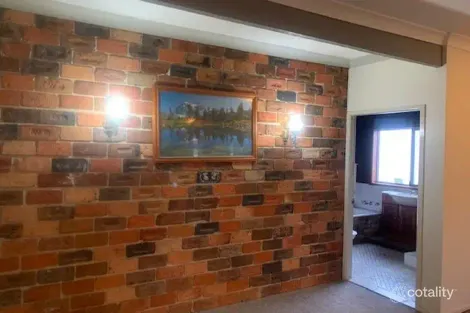 Property photo of 8 Levy Street Pendle Hill NSW 2145