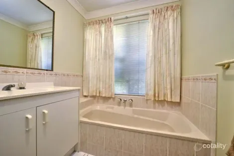 Property photo of 69 Middle Road Hillcrest QLD 4118