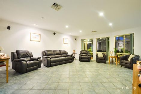 Property photo of 58 Riddoch Crescent Woodcroft SA 5162