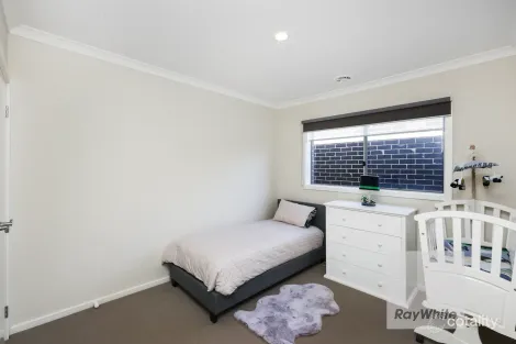 Property photo of 10 Celeste Street Mickleham VIC 3064