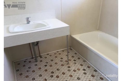 Property photo of 19 Fig Street Blackwater QLD 4717