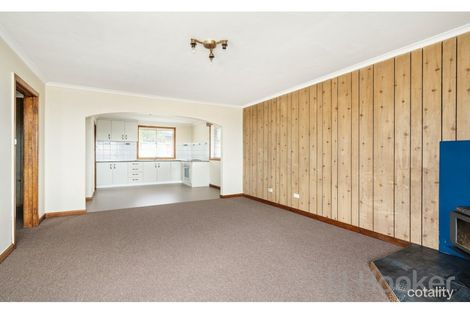Property photo of 2 Harvil Way Devonport TAS 7310