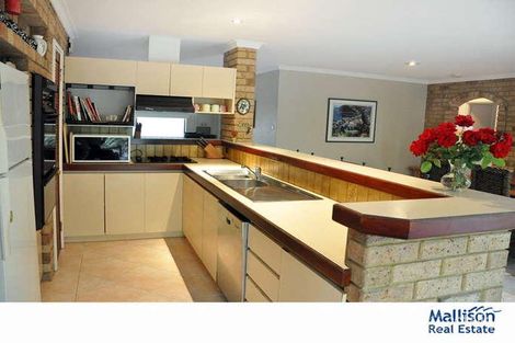 Property photo of 9 Townson Place Leeming WA 6149