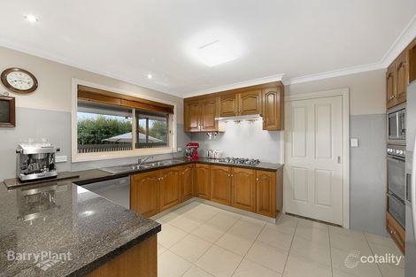 Property photo of 84 Quarry Hills Drive Berwick VIC 3806
