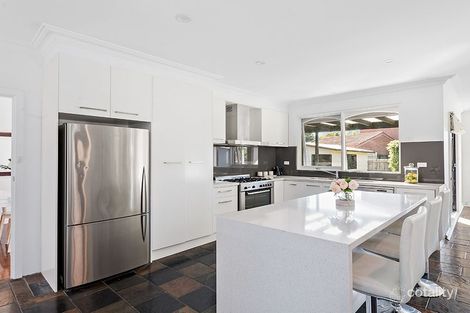 Property photo of 18 College Parade Keilor East VIC 3033