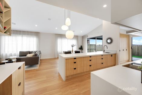 27 Ullathornes Rd, Inverloch, VIC 3996