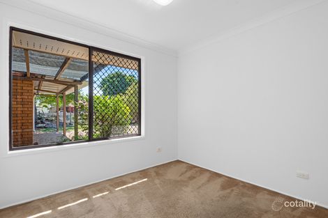 Property photo of 4 Nursery Avenue Runcorn QLD 4113