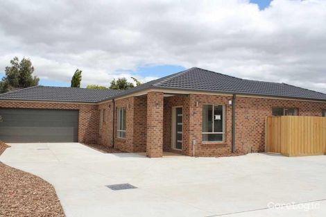 Property photo of 2/11 Lilly Pilly Court Darley VIC 3340