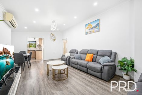 Property photo of 189 Hoxton Park Road Cartwright NSW 2168