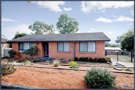 132 Learmonth Dr, Kambah, ACT 2902