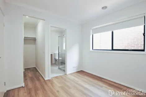 Property photo of 7 Nitre Street Manor Lakes VIC 3024