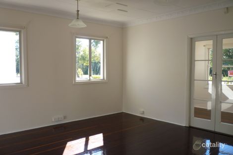 Property photo of 106 Brisbane Corso Fairfield QLD 4103