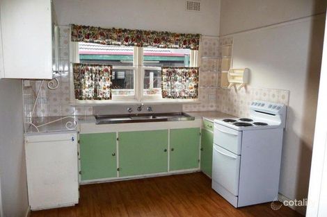 Property photo of 10 Leafield Street Watsonia VIC 3087