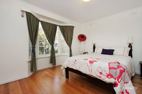 Property photo of 1/36 Riddell Parade Elsternwick VIC 3185