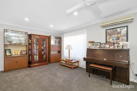 Property photo of 17 Featherwood Place Thornton NSW 2322