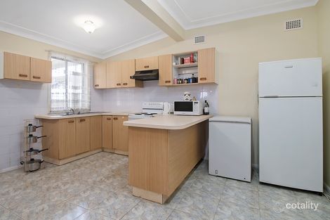 Property photo of 15 Dan Crescent Lansvale NSW 2166