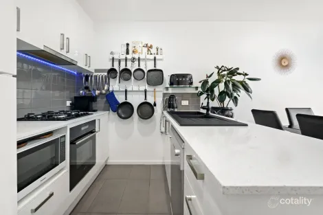 Property photo of 3/23 Gillies Street South Alfredton VIC 3350