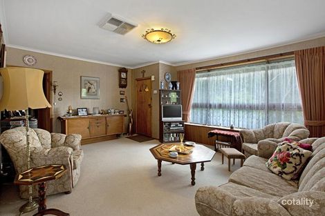 Property photo of 10 Hendra Grove Ringwood VIC 3134