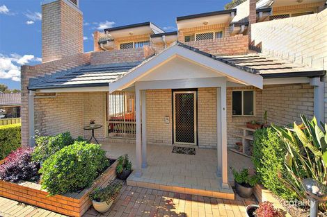 8/831 Henry Lawson Dr, Picnic Point, NSW 2213