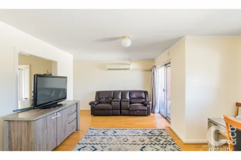 Property photo of 20/24 Morrit Way Parmelia WA 6167