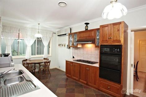Property photo of 6 Wakatipu Court Taylors Lakes VIC 3038