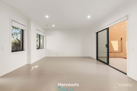 Property photo of 14 Maahu Amble Mernda VIC 3754