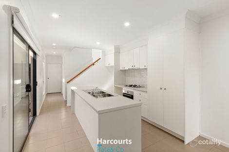 Property photo of 14 Maahu Amble Mernda VIC 3754
