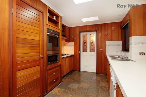 Property photo of 38 Cocoparra Crescent Taylors Lakes VIC 3038