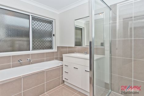 Property photo of 28A Retreat Crescent Narangba QLD 4504