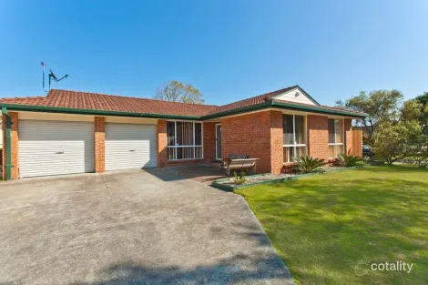 Property photo of 16 Cederwood Crescent Raymond Terrace NSW 2324