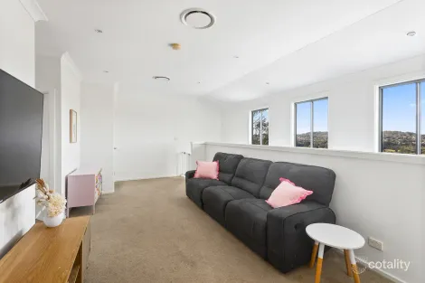 Property photo of 1/38 Sorensen Drive Figtree NSW 2525