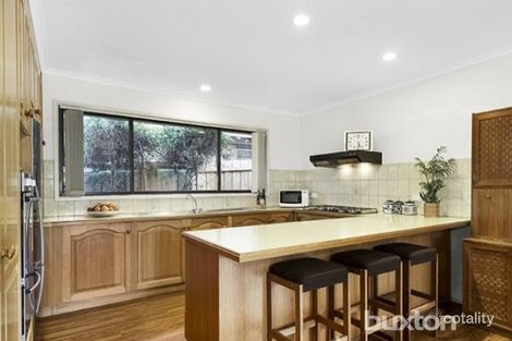 Property photo of 8 Melanie Court Mount Waverley VIC 3149