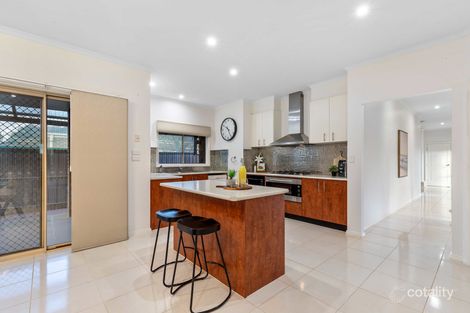 Property photo of 7 Hughes Place Burnside Heights VIC 3023