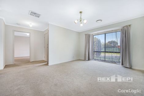 Property photo of 1 Serendip Court Narre Warren VIC 3805