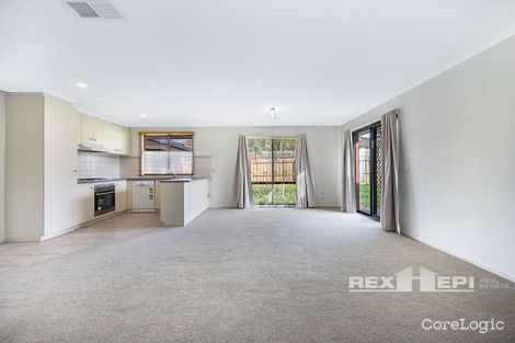 Property photo of 1 Serendip Court Narre Warren VIC 3805