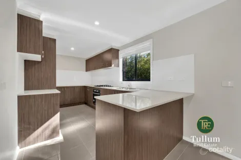 Property photo of 13 Fremantle Avenue Cranbourne East VIC 3977