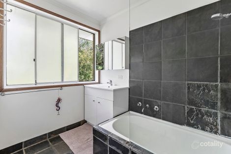 Property photo of 7 Weigela Court Frankston VIC 3199