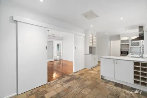 Property photo of 25 Kardinian Avenue Cheltenham VIC 3192