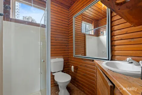 Property photo of 1/49 Surf Parade Broadbeach QLD 4218