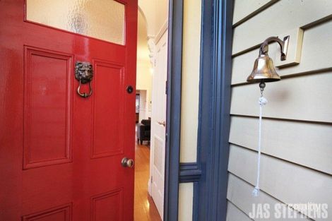 Property photo of 258 Nicholson Street Seddon VIC 3011