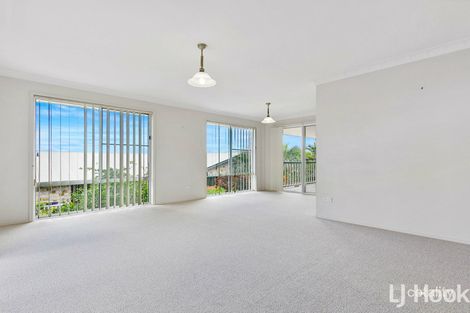 Property photo of 3 Baunfiend Court Urraween QLD 4655