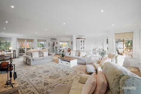 Property photo of 7 Golden Ash Rise Kangaroo Gully WA 6255