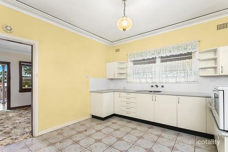 Property photo of 54 Undercliffe Road Earlwood NSW 2206