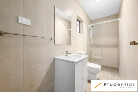 Property photo of 1 Hovea Place Macquarie Fields NSW 2564