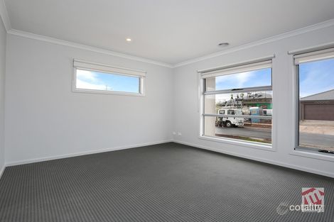 Property photo of 16 Razorbill Terrace Werribee VIC 3030
