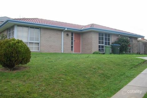 8 Cheshunt Dr, Hallam, VIC 3803